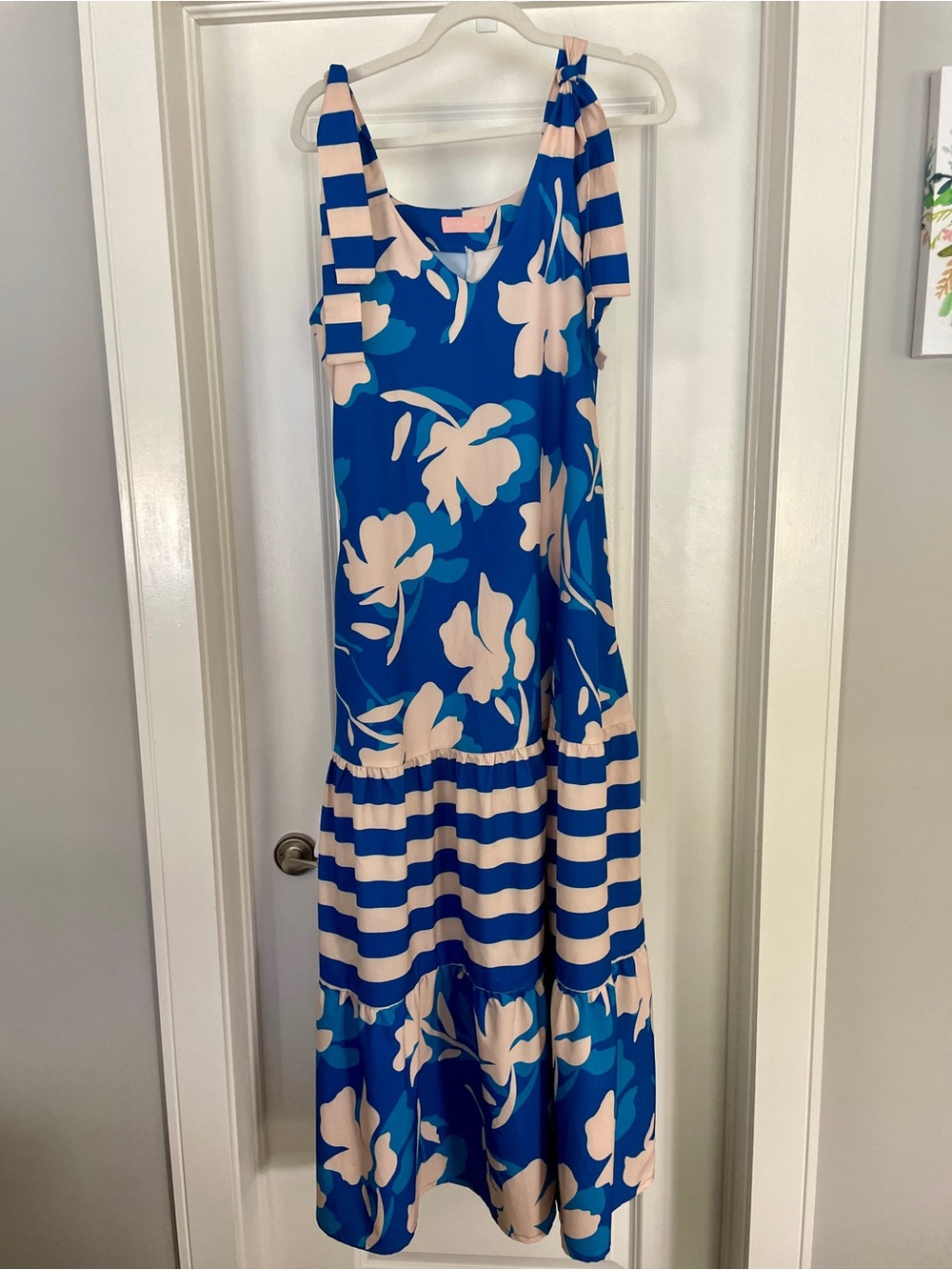 Jálate Blue and Cream Floral Stripe Maxi Dress